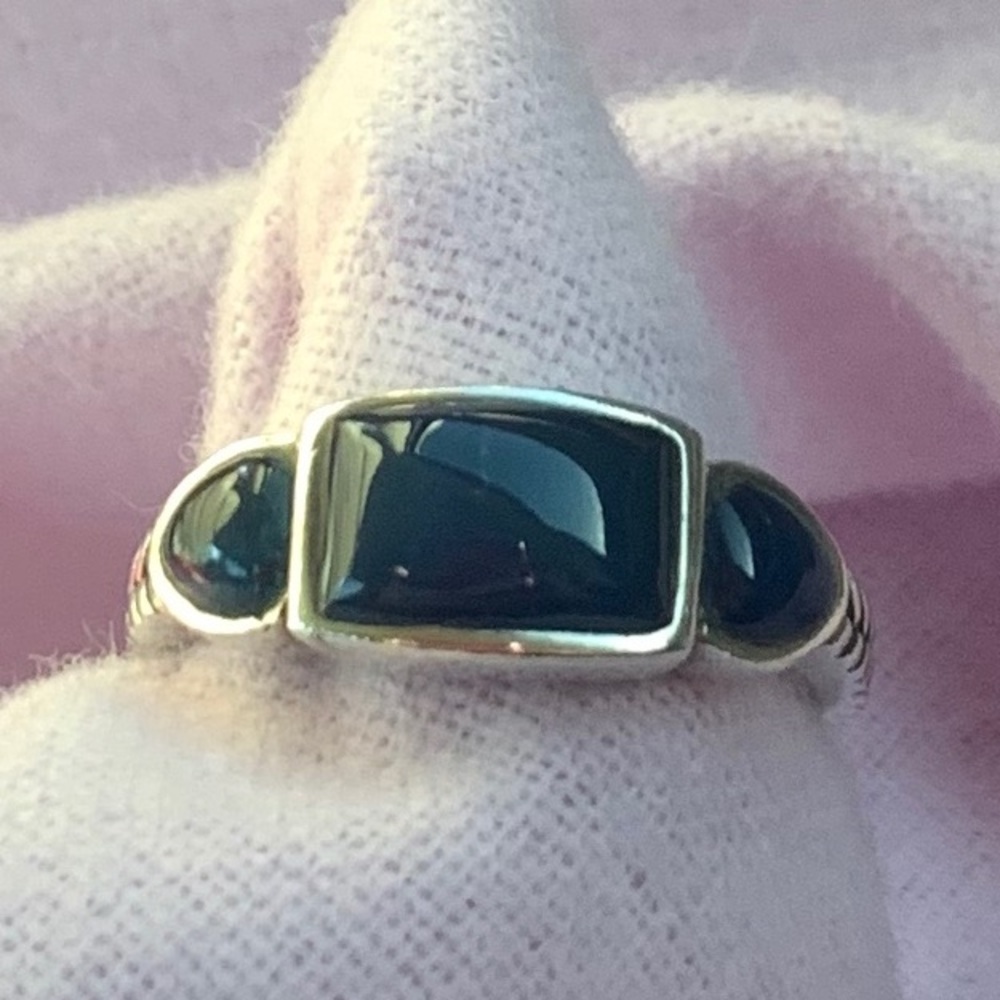 Dark blue stone 925 silver ring size 8